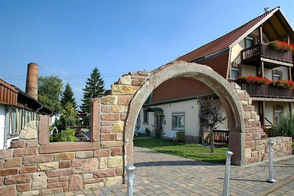 Gutshof Ziegelhuette Hotel Edenkoben Ngoại thất bức ảnh